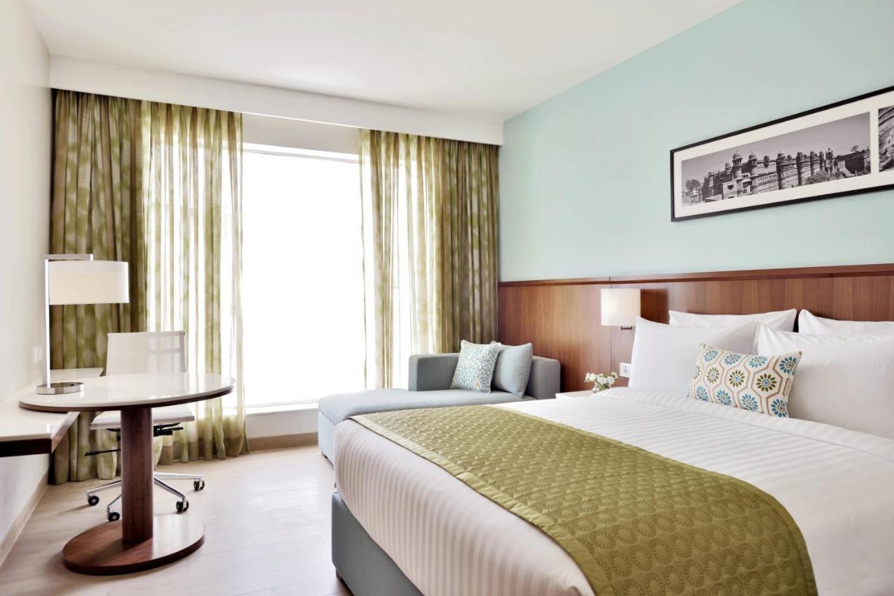 Fairfield By Marriott Indore Extérieur photo
