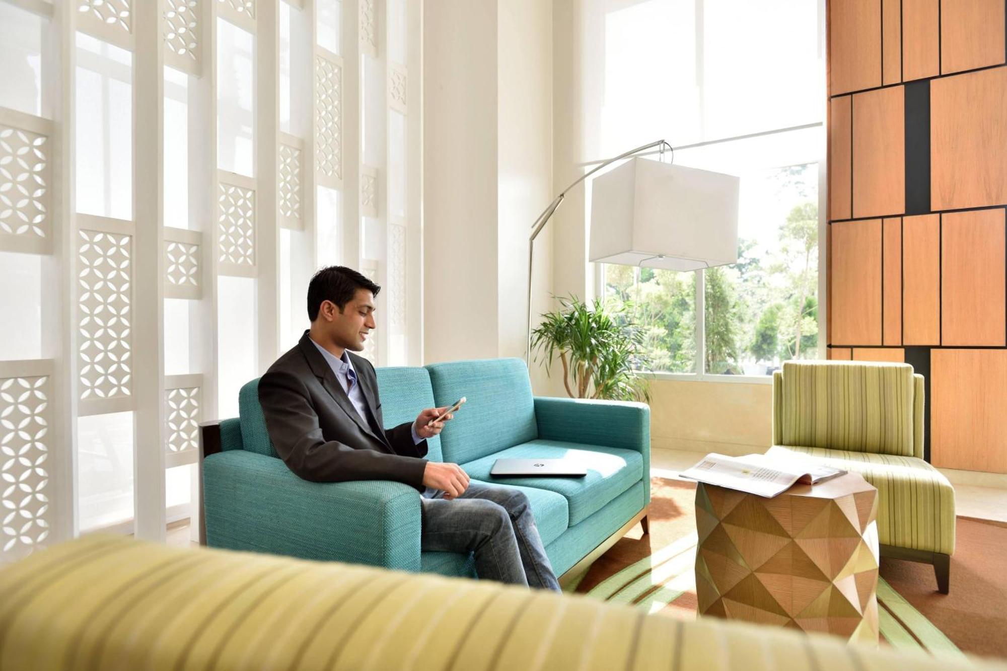 Fairfield By Marriott Indore Extérieur photo