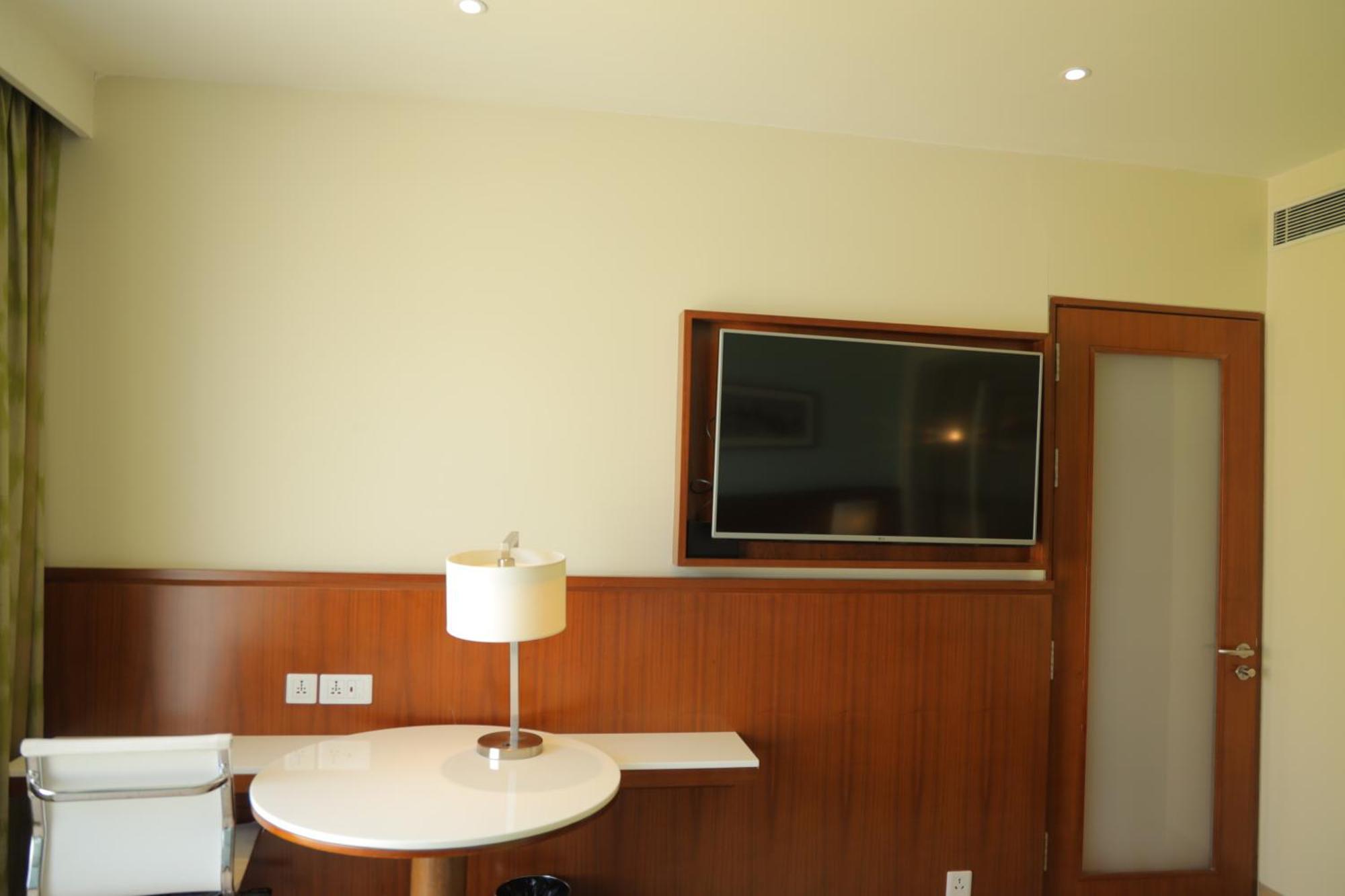 Fairfield By Marriott Indore Extérieur photo