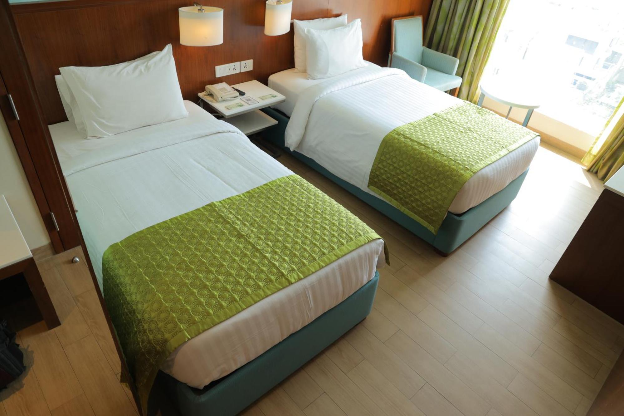 Fairfield By Marriott Indore Extérieur photo
