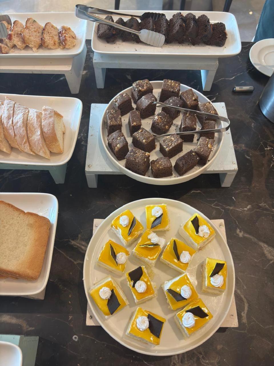 Fairfield By Marriott Indore Extérieur photo