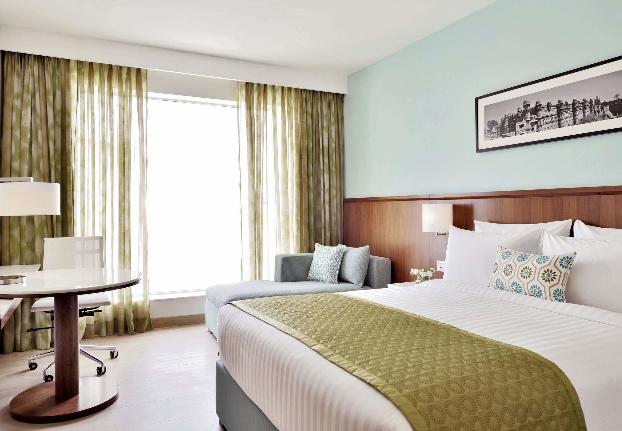 Fairfield By Marriott Indore Extérieur photo